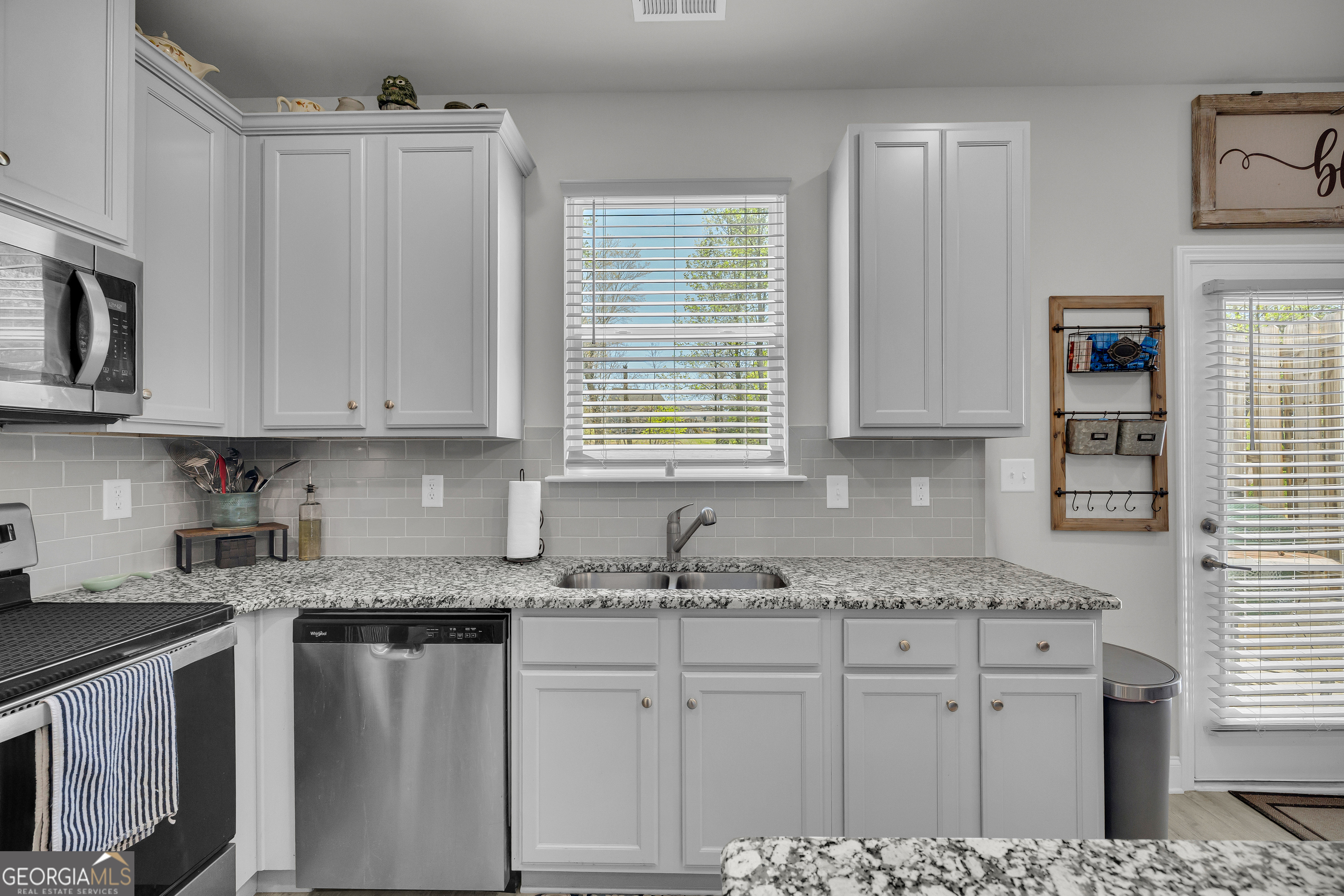 122 Greenview Court Property Photo 21
