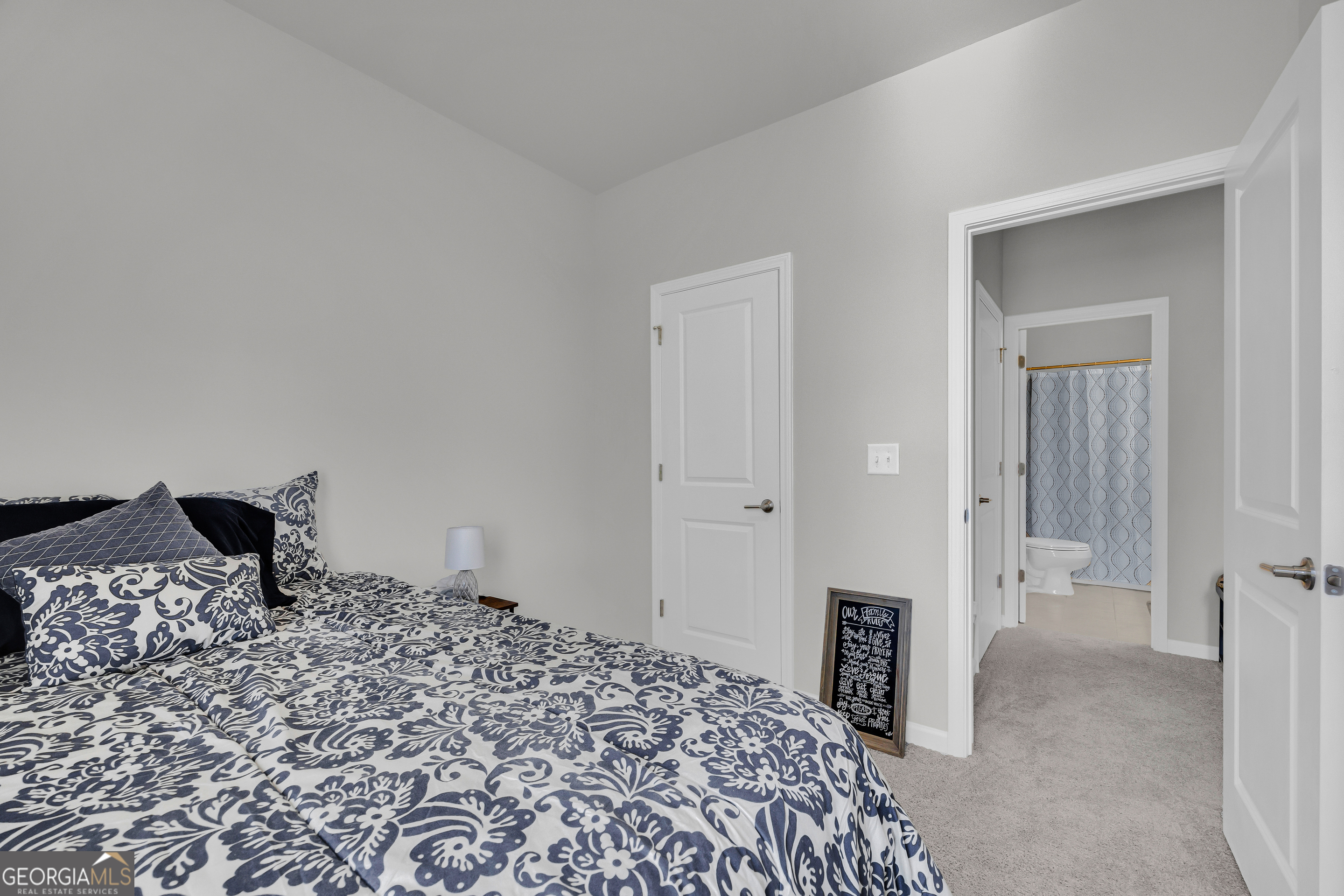 122 Greenview Court Property Photo 25
