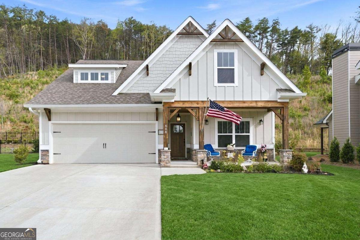 608 Spring Water Property Photo 2