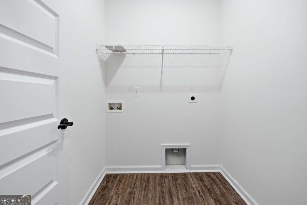 608 Spring Water Property Photo 22