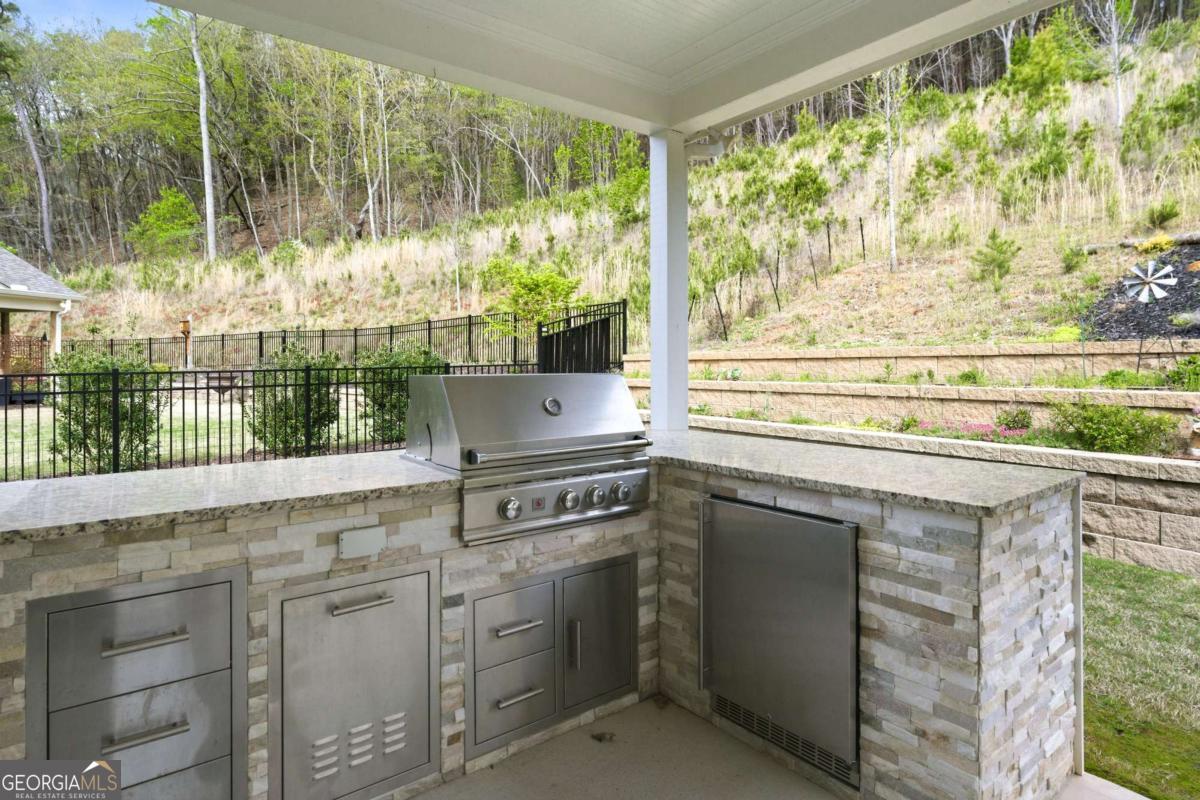 608 Spring Water Property Photo 43