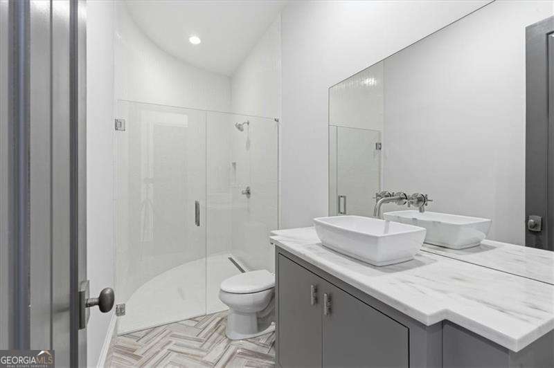 102 Grand Crescent Property Photo 24