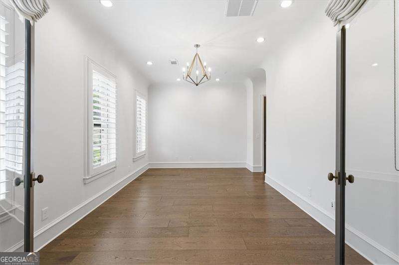 102 Grand Crescent Property Photo 28