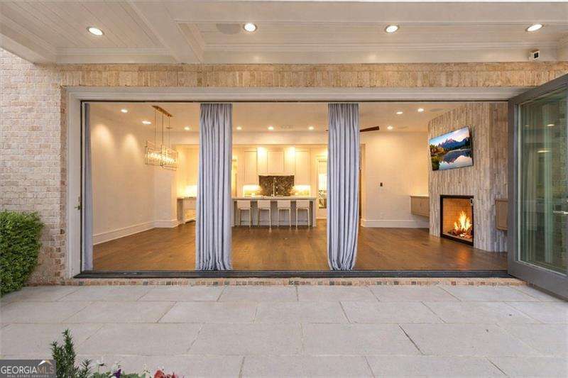 102 Grand Crescent Property Photo 30