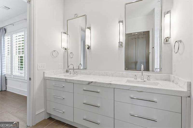 102 Grand Crescent Property Photo 40