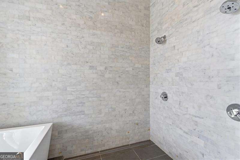 102 Grand Crescent Property Photo 41