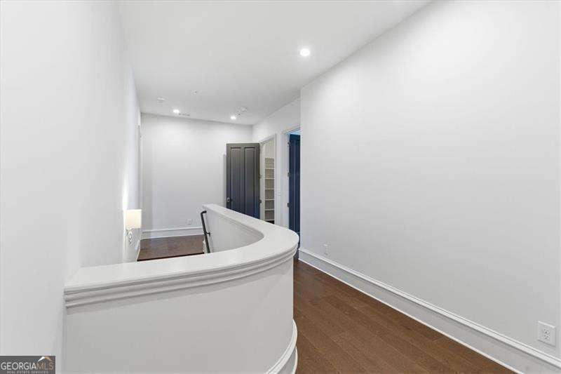 102 Grand Crescent Property Photo 48
