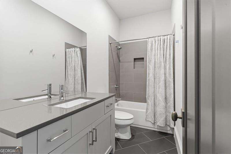 102 Grand Crescent Property Photo 52