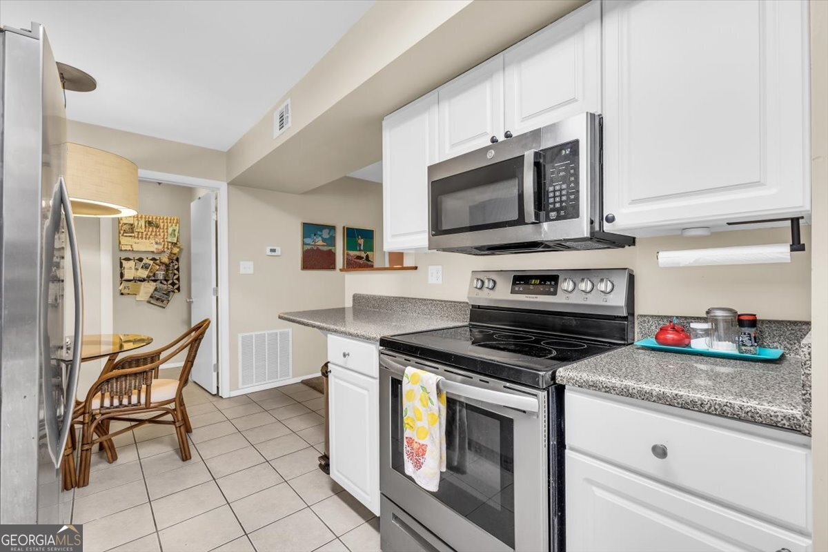 401 N Cromwell Road # T6 Property Photo 12