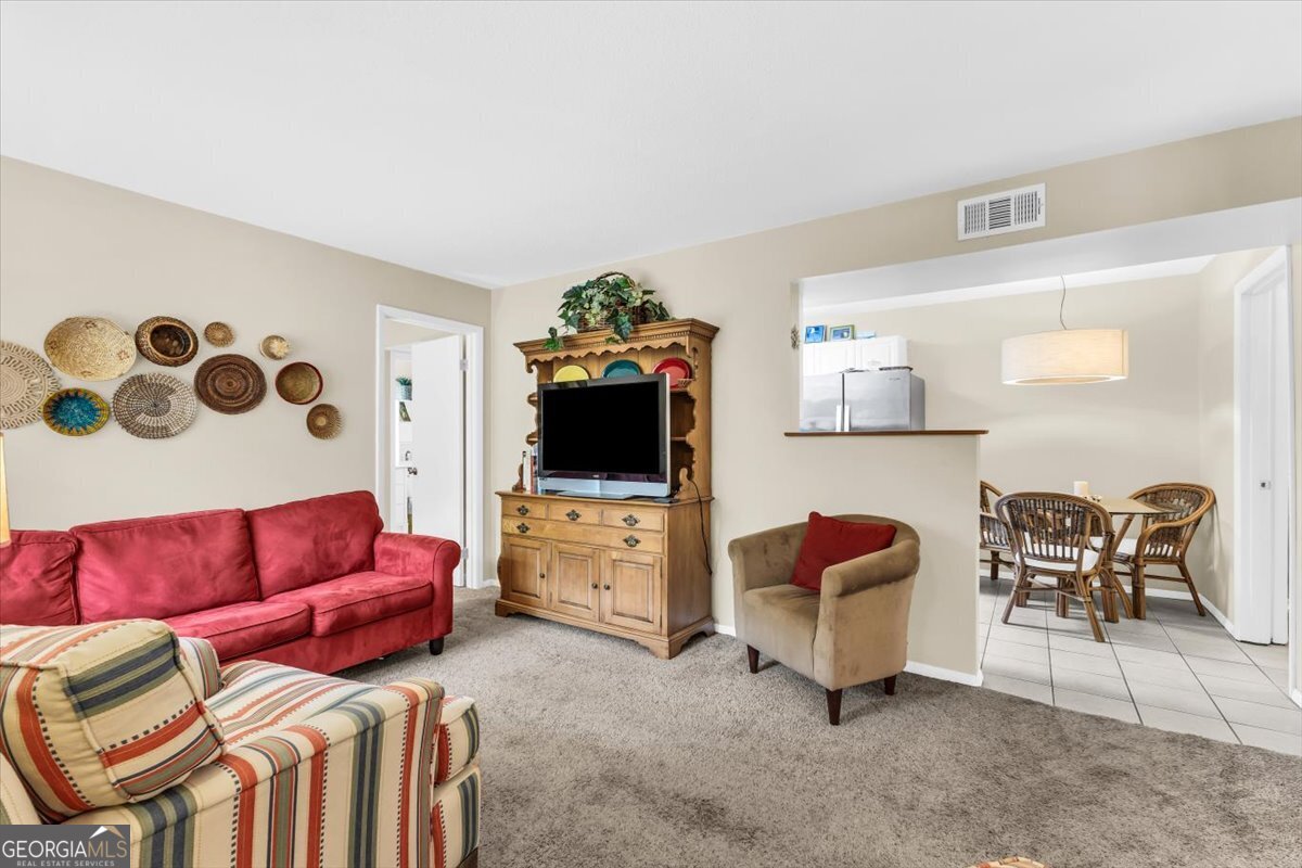 401 N Cromwell Road # T6 Property Photo 42