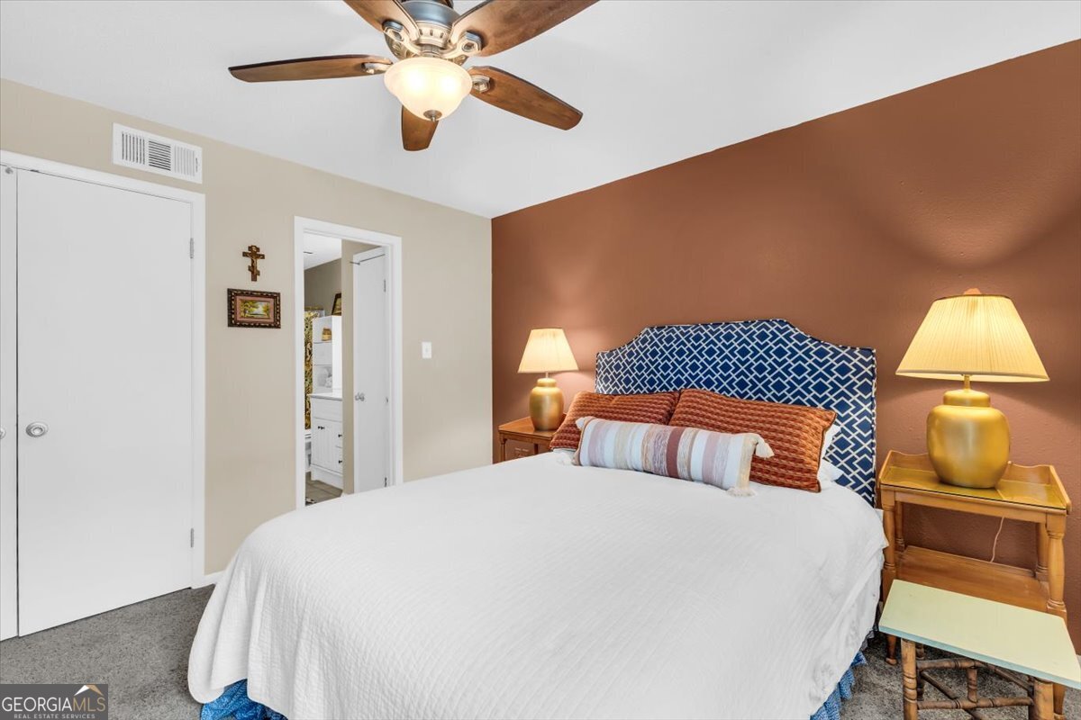 401 N Cromwell Road # T6 Property Photo 55