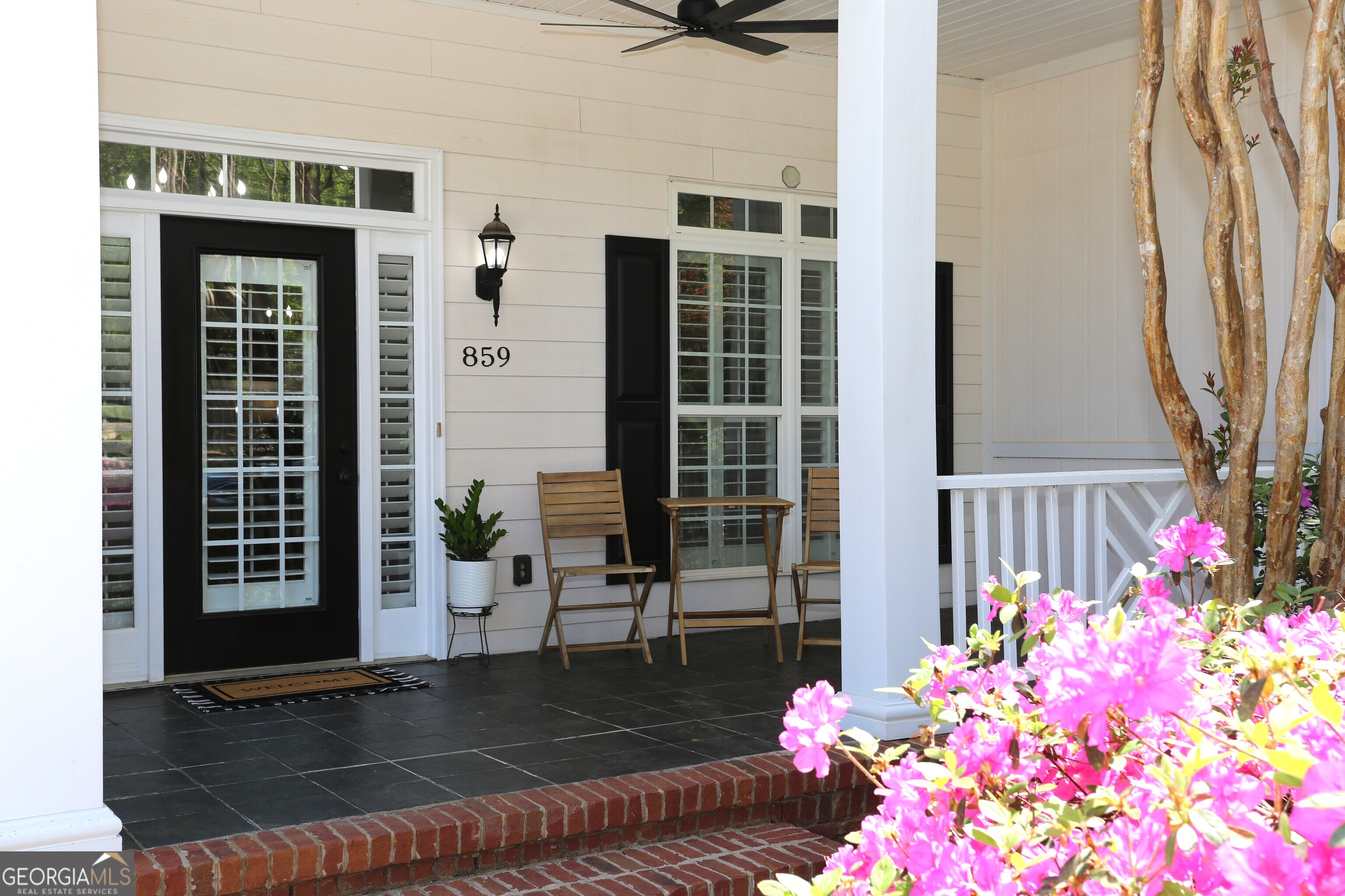 859 Tufthunter Property Photo 5
