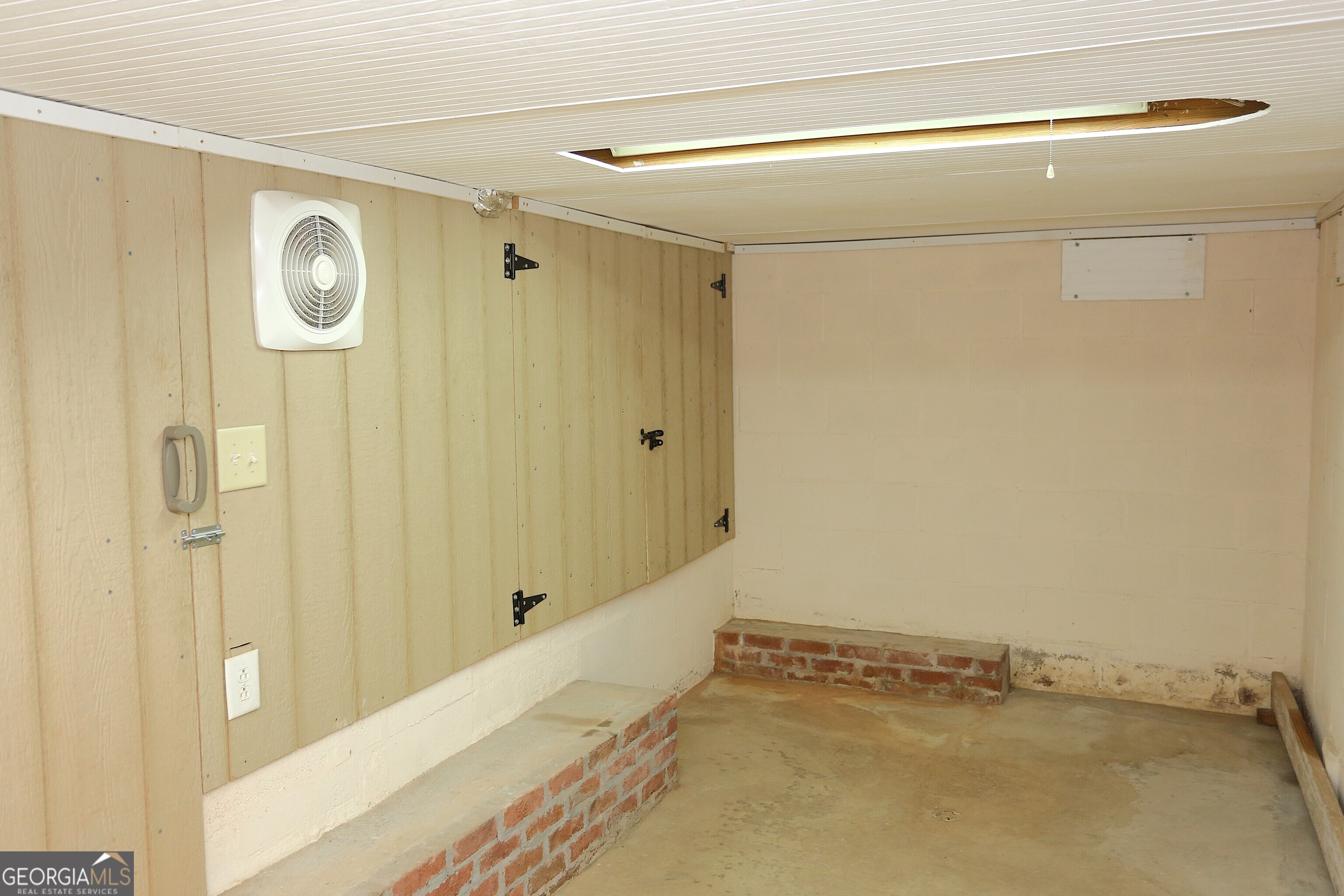 859 Tufthunter Property Photo 78