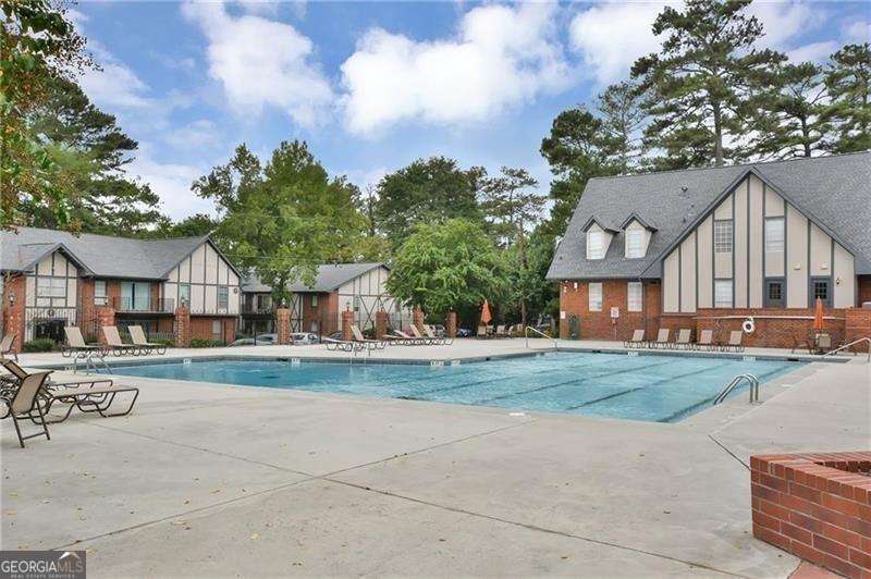 6851 Roswell Road # K6 Property Photo 8