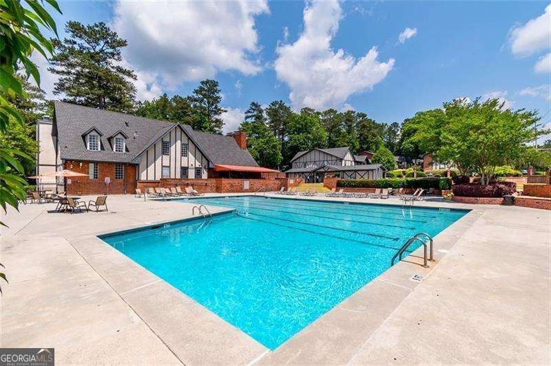 6851 Roswell Road # K6 Property Photo 9