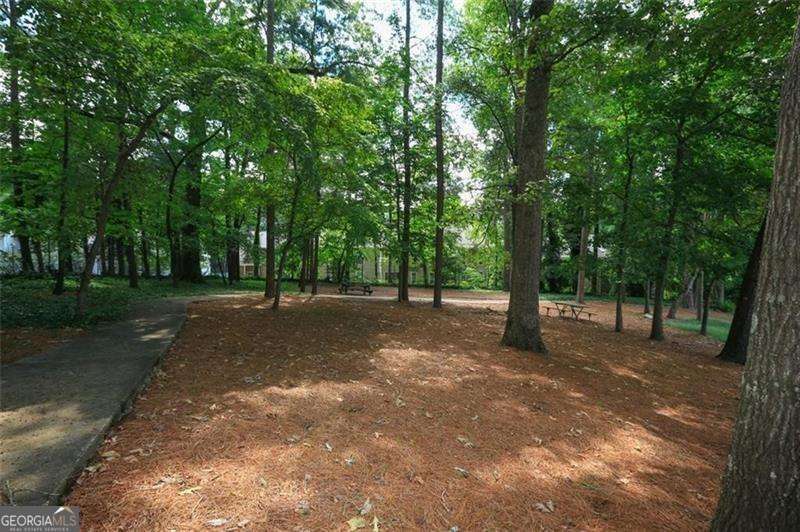 6851 Roswell Road # K6 Property Photo 21