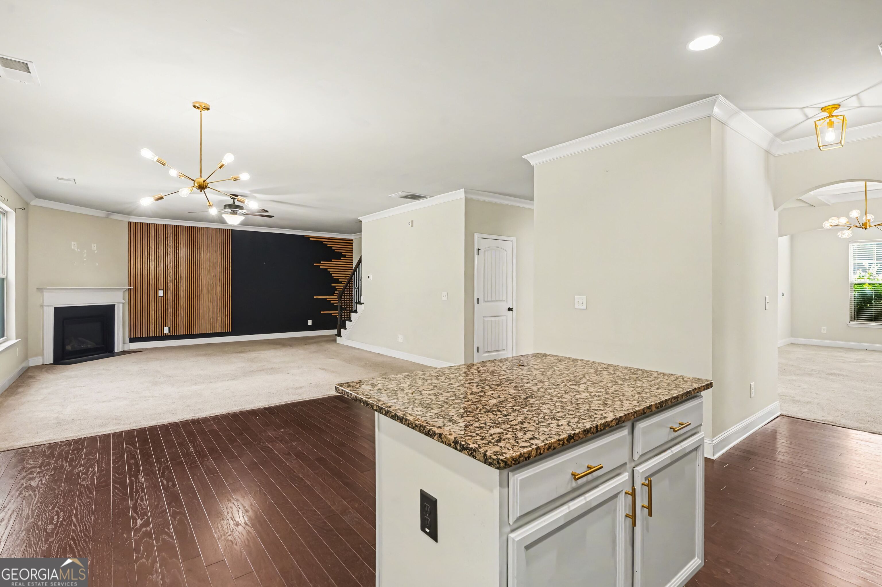 1285 Polk Crossing Property Photo 6