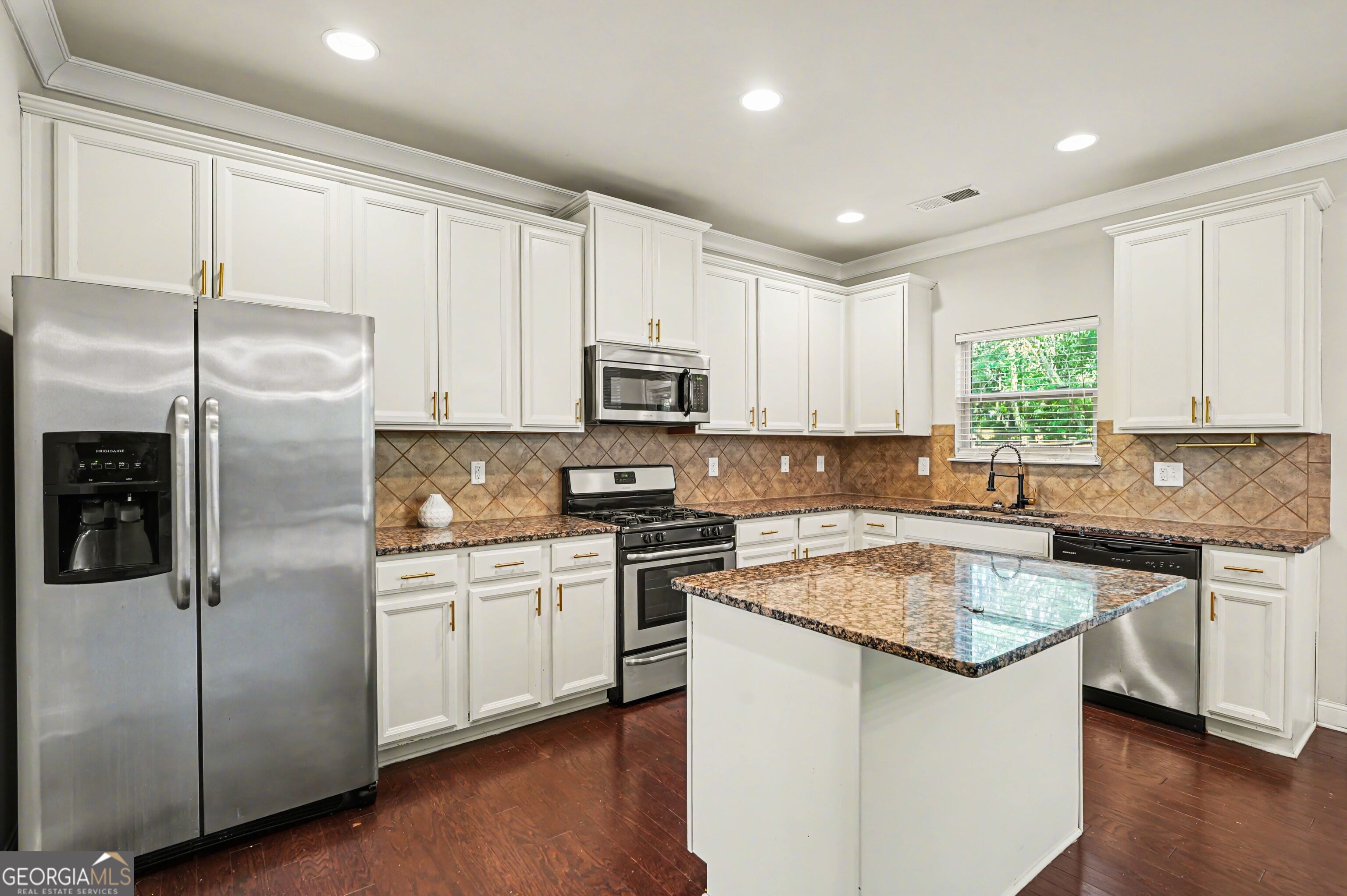 1285 Polk Crossing Property Photo 8