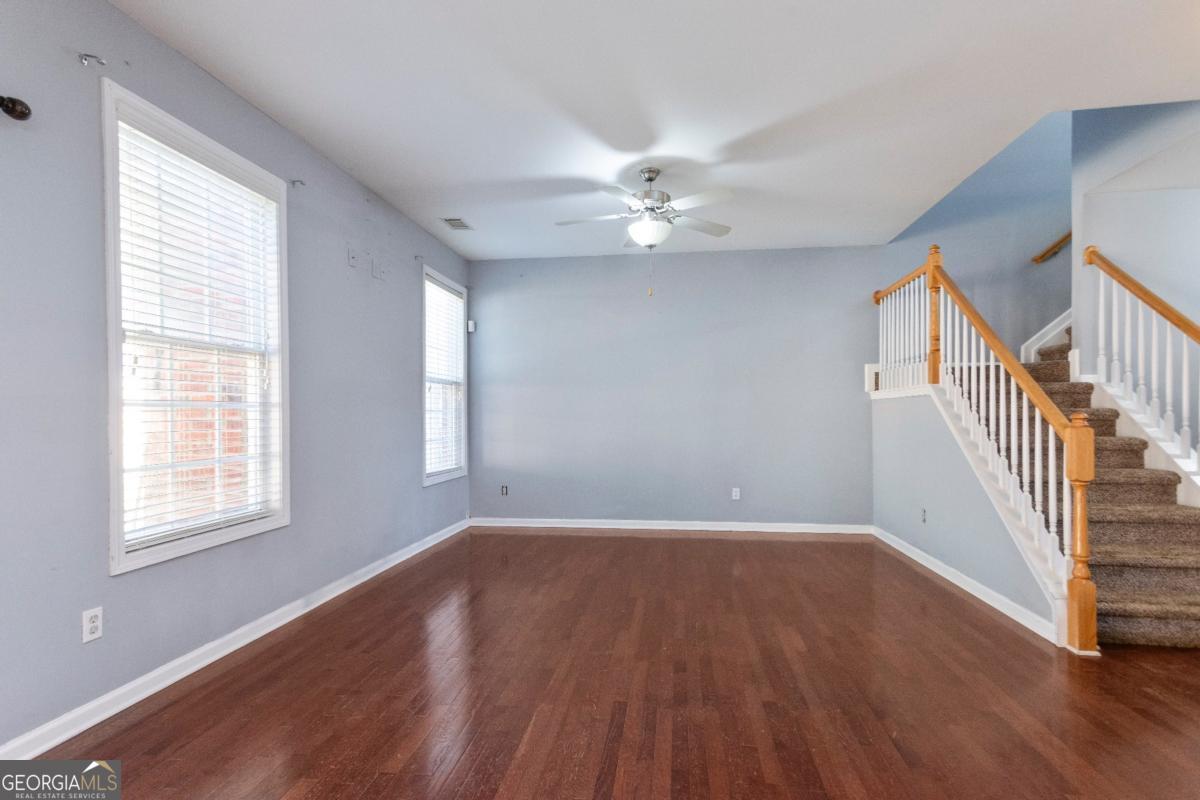1126 Treymont Lane Property Photo 3
