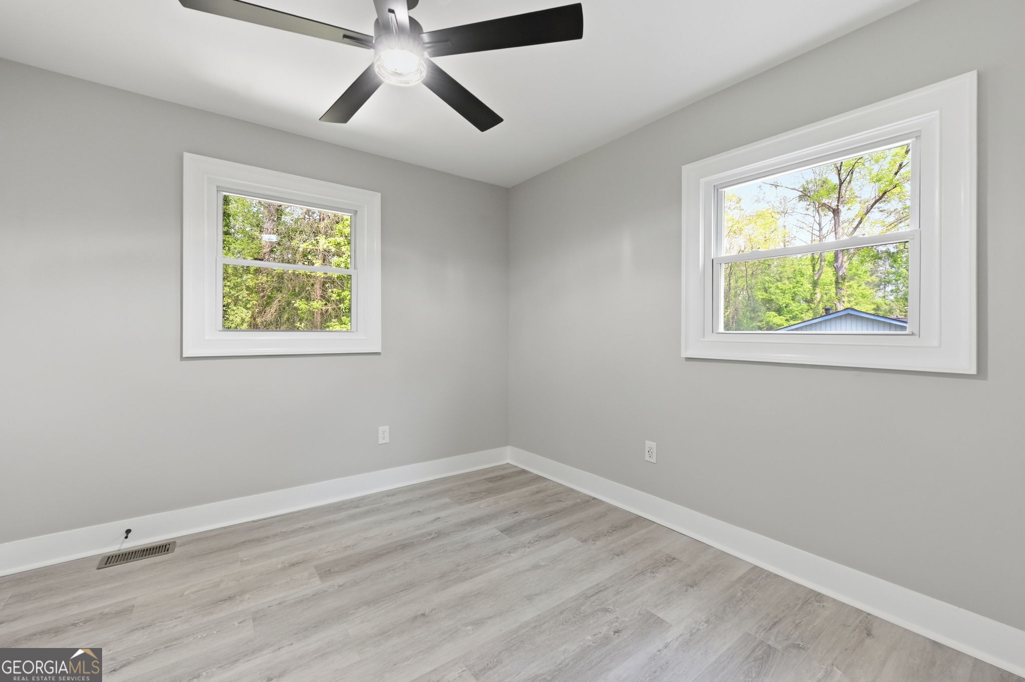 4113 Radcliffe Court Property Photo 23