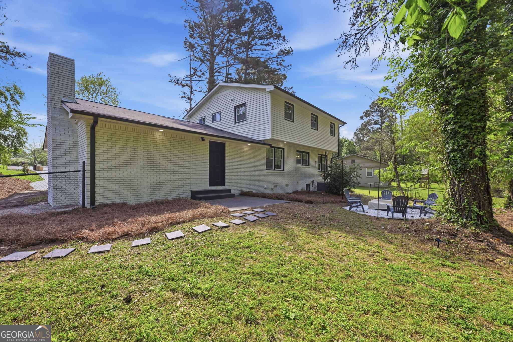 4113 Radcliffe Court Property Photo 40