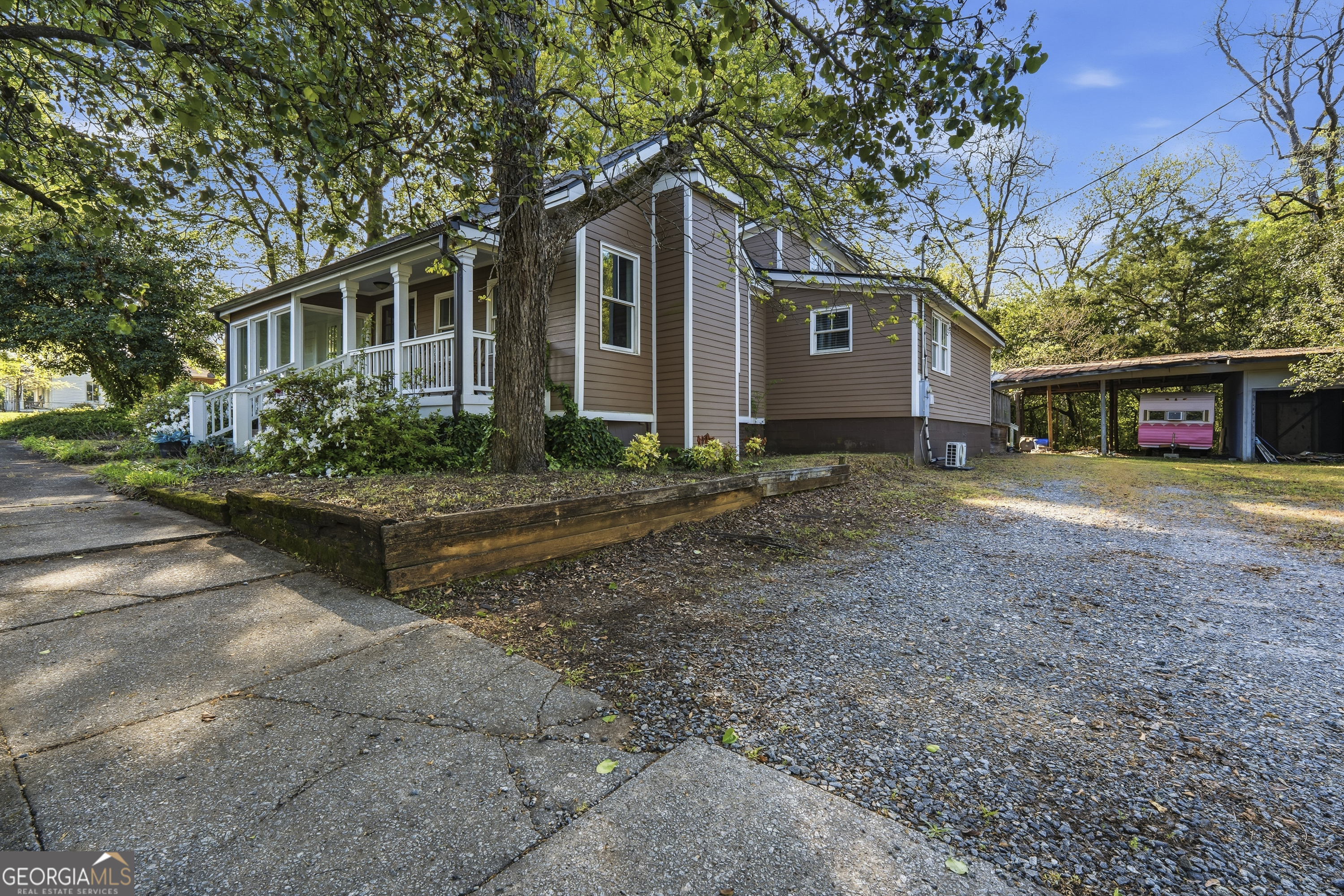 121 E Baldwin Street Property Photo 23