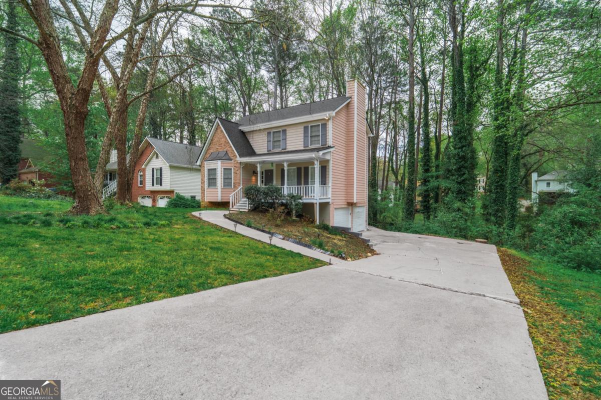 23 Peggy Court Nw Property Photo 1