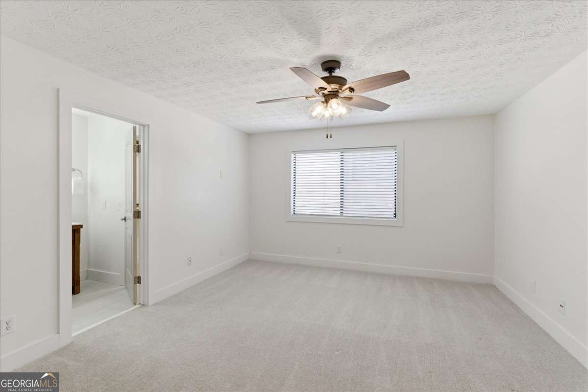 708 Parkaire Crossing Property Photo 27