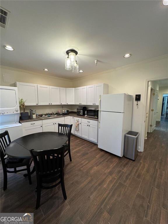 100 Prospect Place Property Photo 2