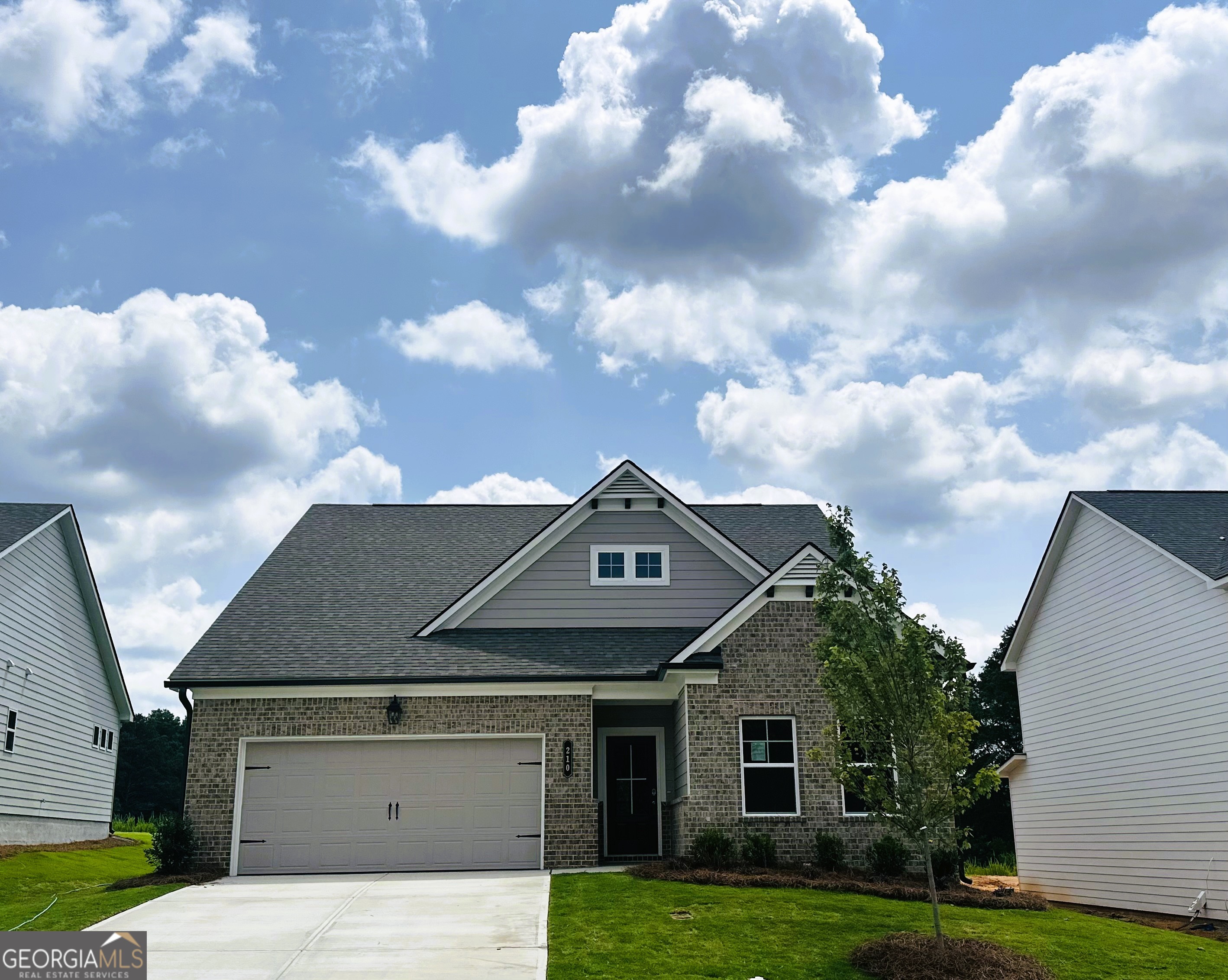 210 Wingate Drive Property Photo 6