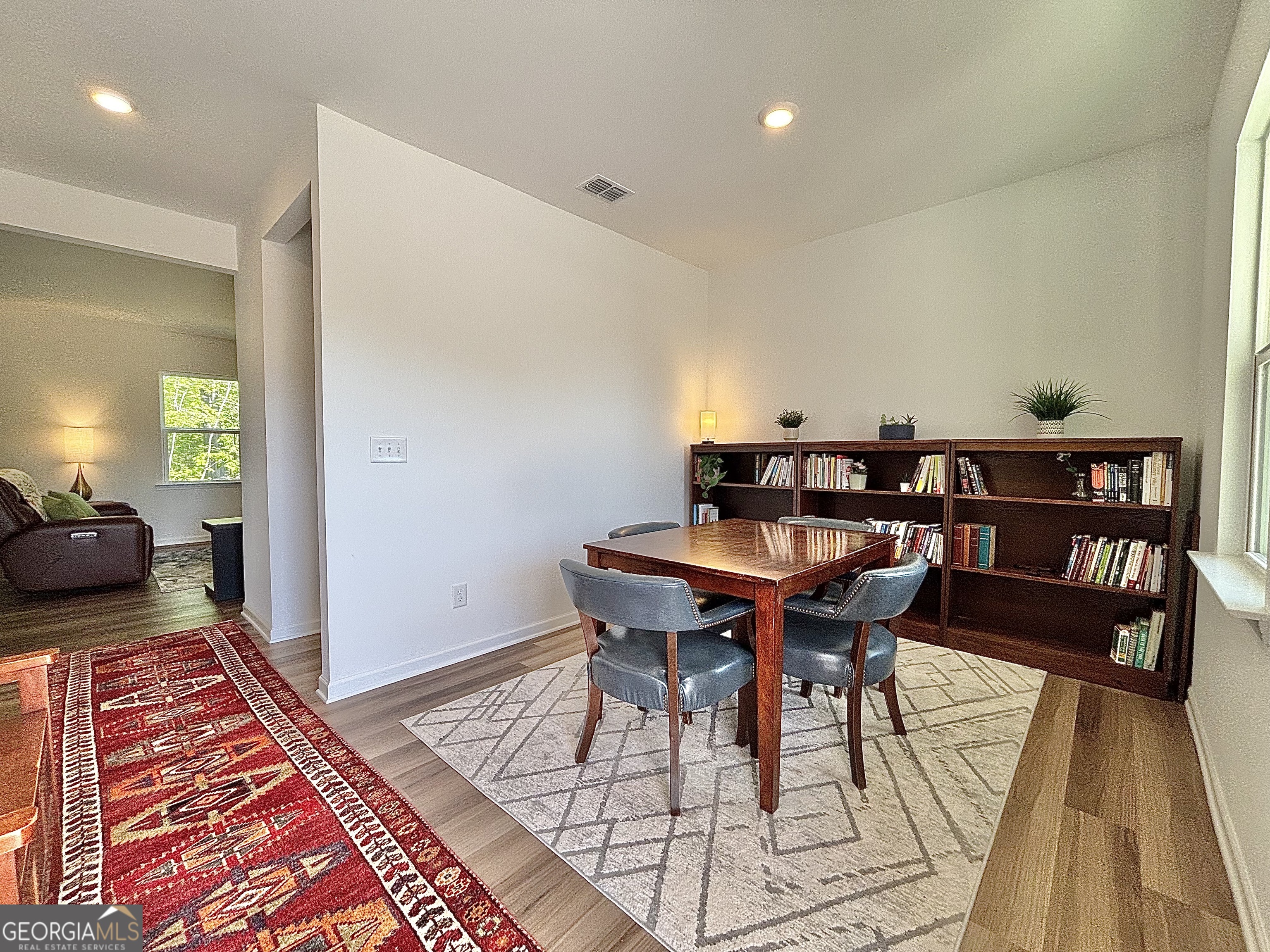 2921 Salinger Way Property Photo 9