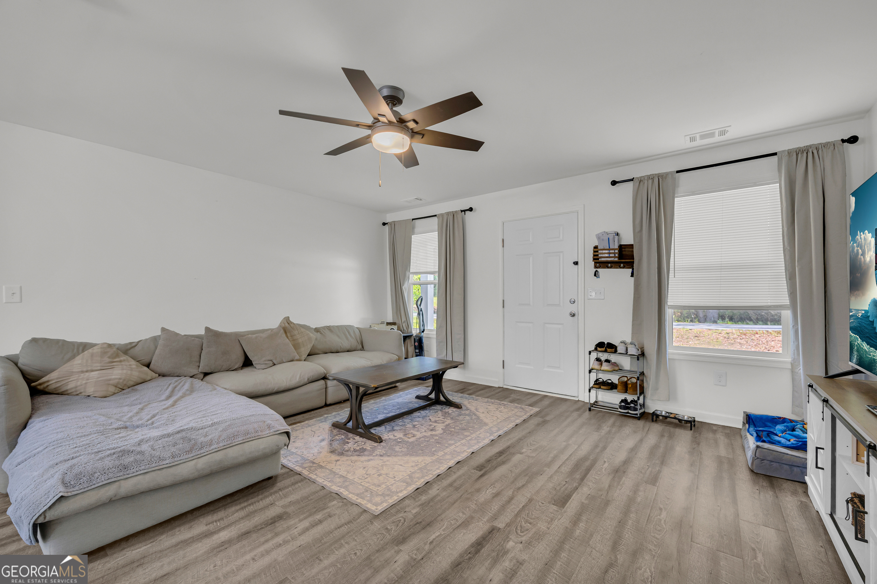 140 Rustwood Drive Property Photo 8