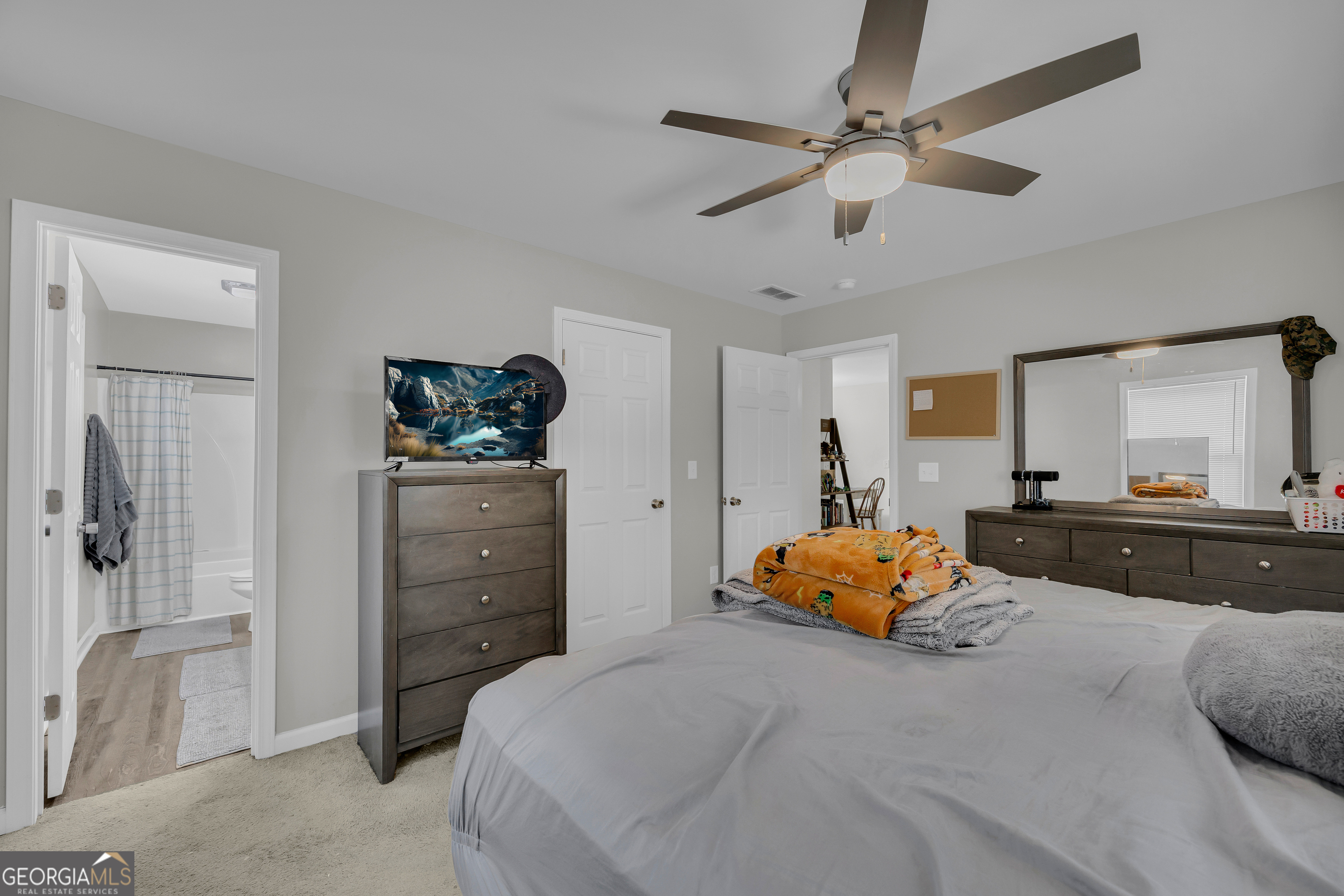 140 Rustwood Drive Property Photo 13
