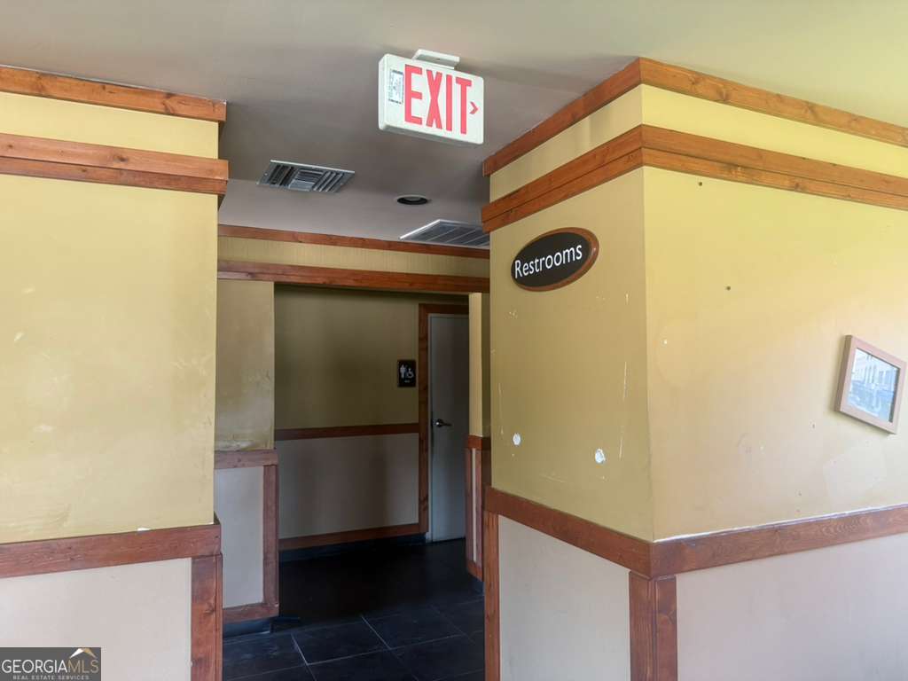1218 South Eufaula Avenue Property Photo 4