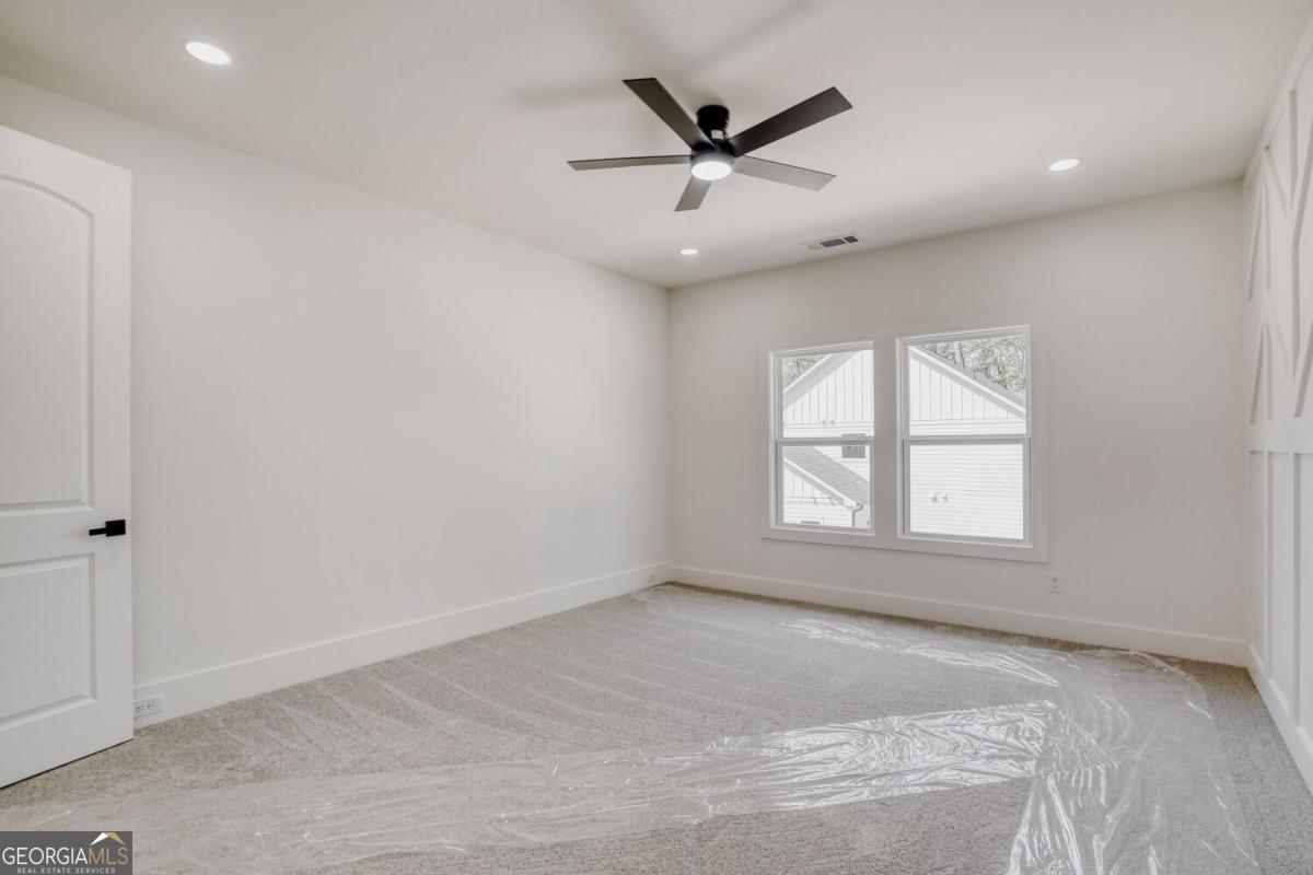 936 Cooper Road Property Photo 27