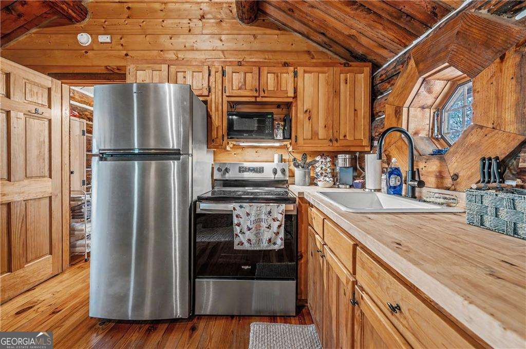 1790 Stanley Creek Road Property Photo 12