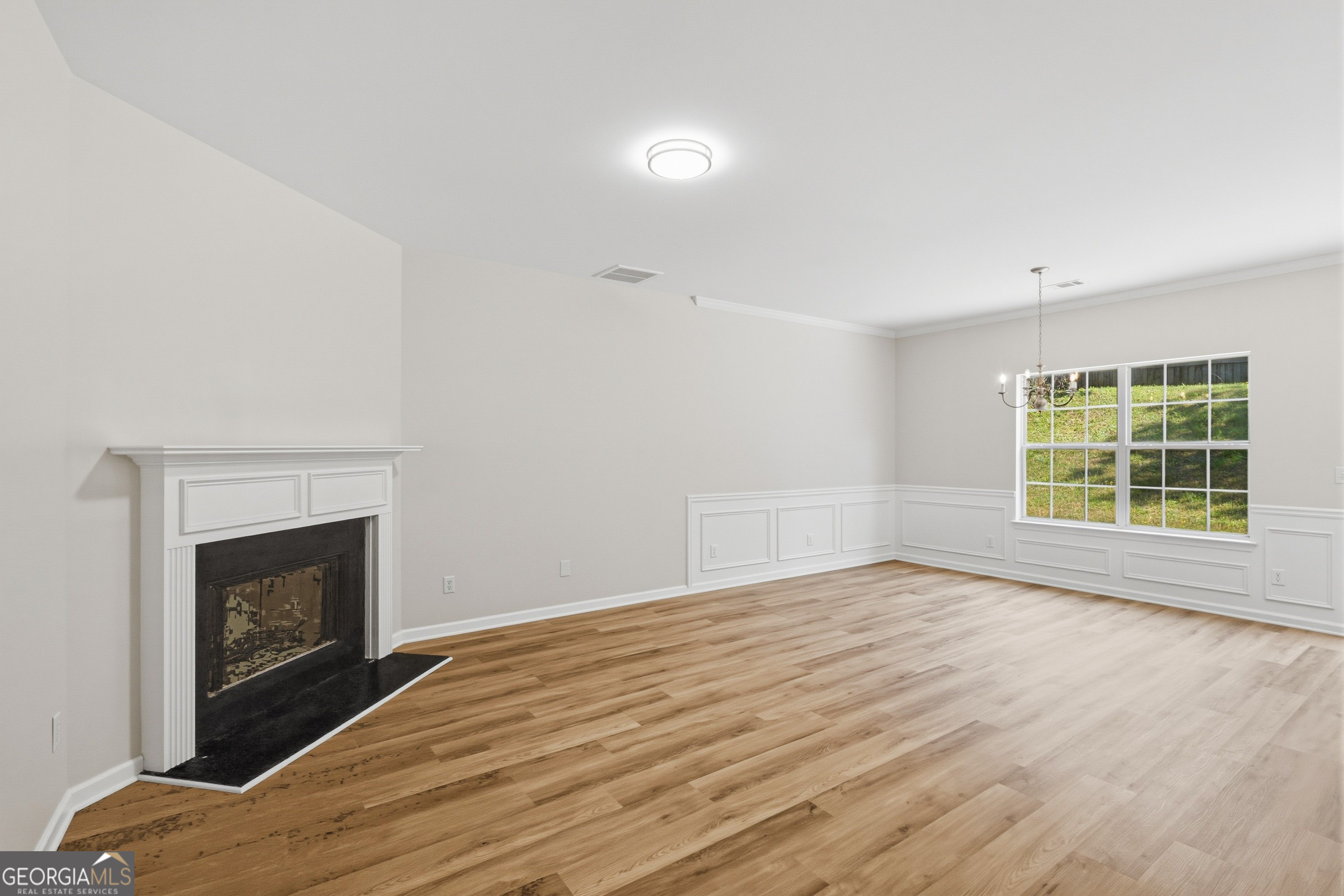 6065 Hemperly Road Property Photo 2