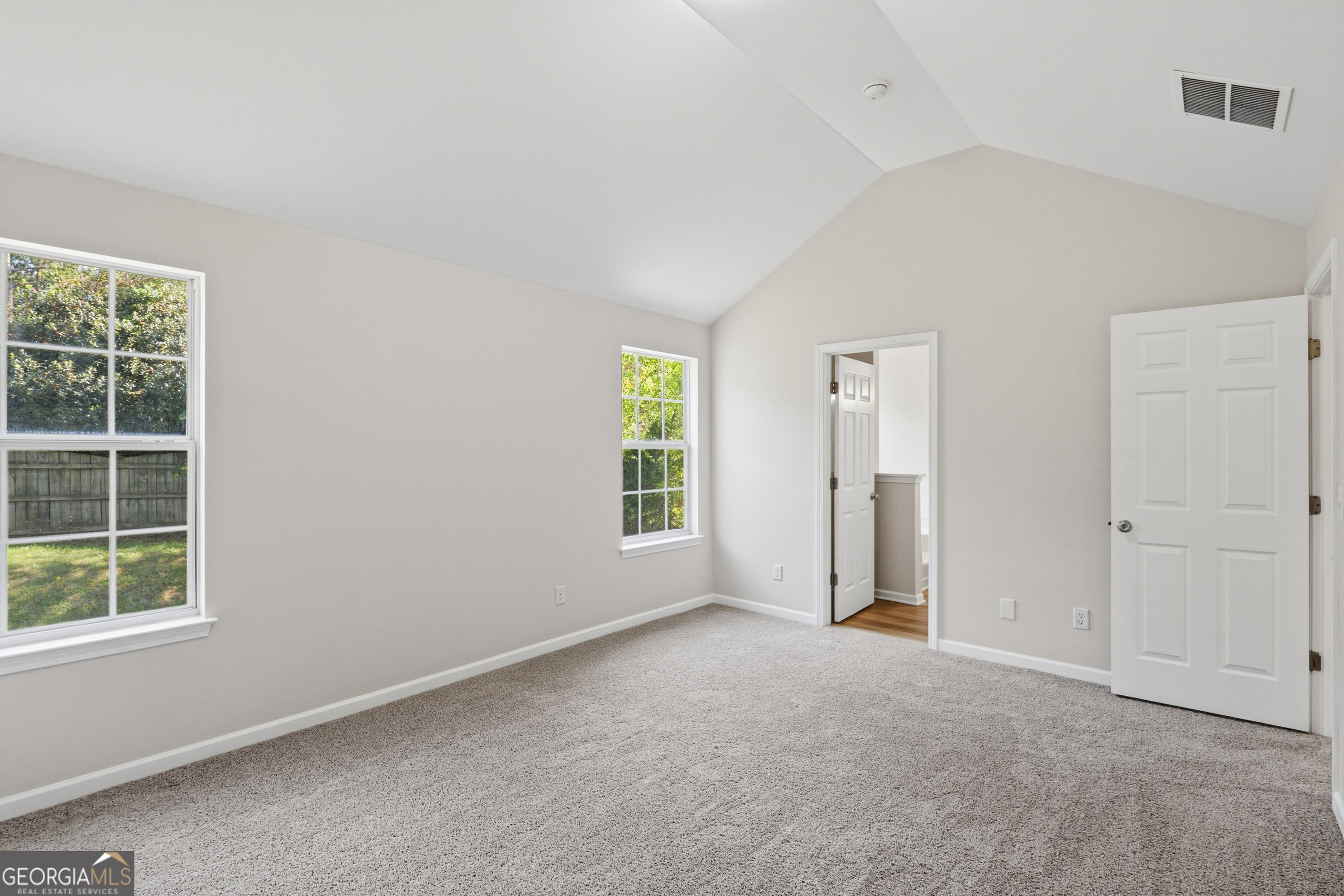 6065 Hemperly Road Property Photo 11
