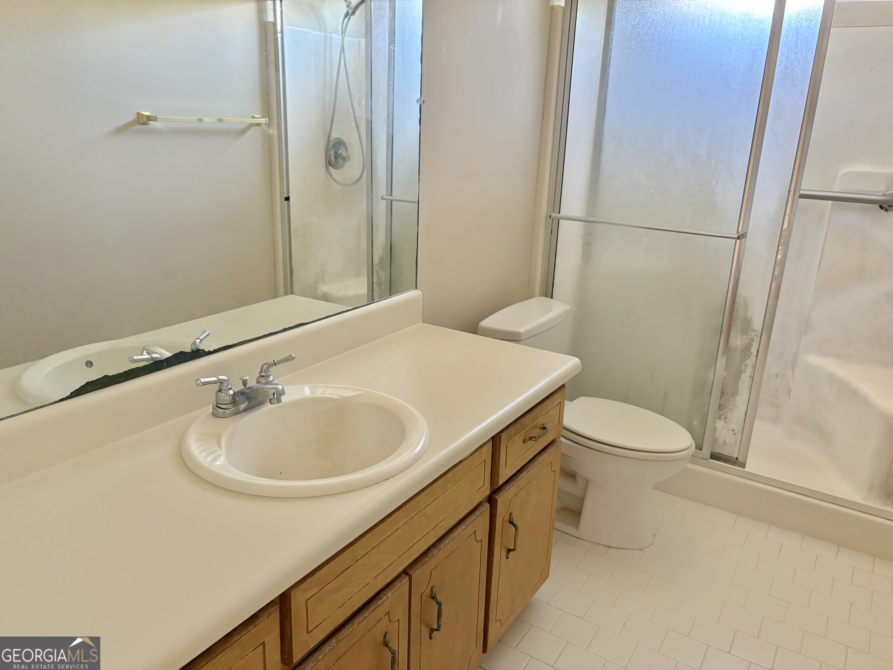 300 Wilbanks Drive Property Photo 8