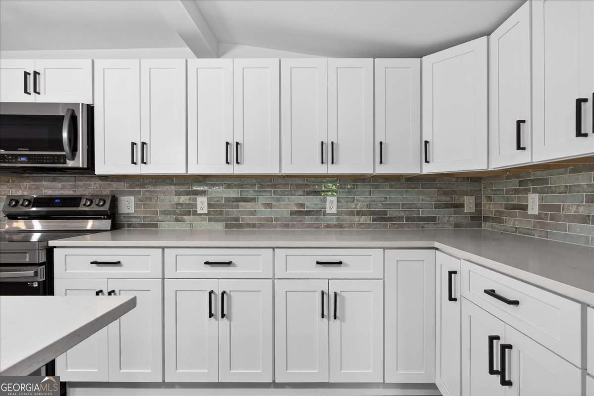 6633 Highway 140 Nw Property Photo 15