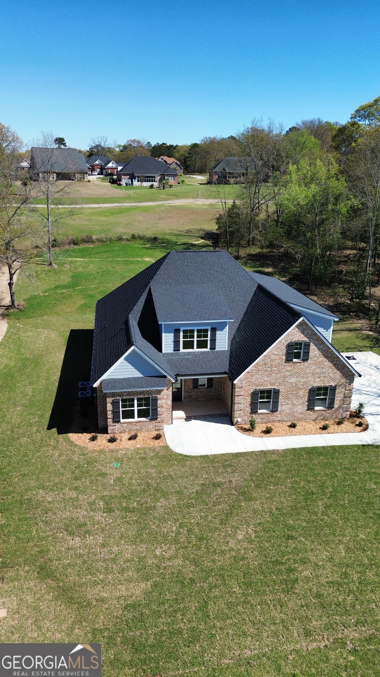 411 Southern Oaks Drive Property Photo 53