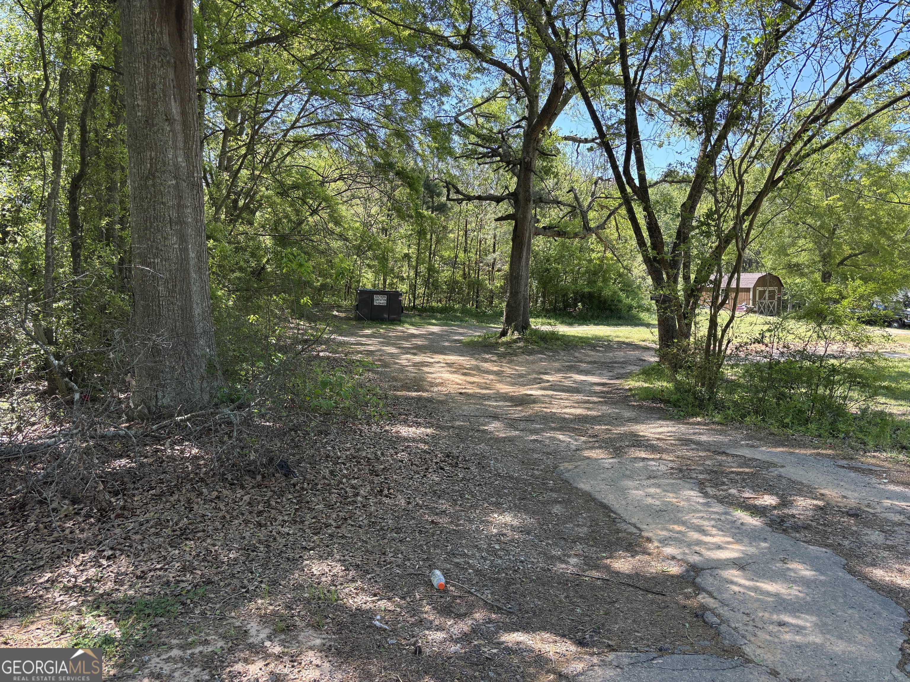 5250 Hightower Trail Property Photo 2