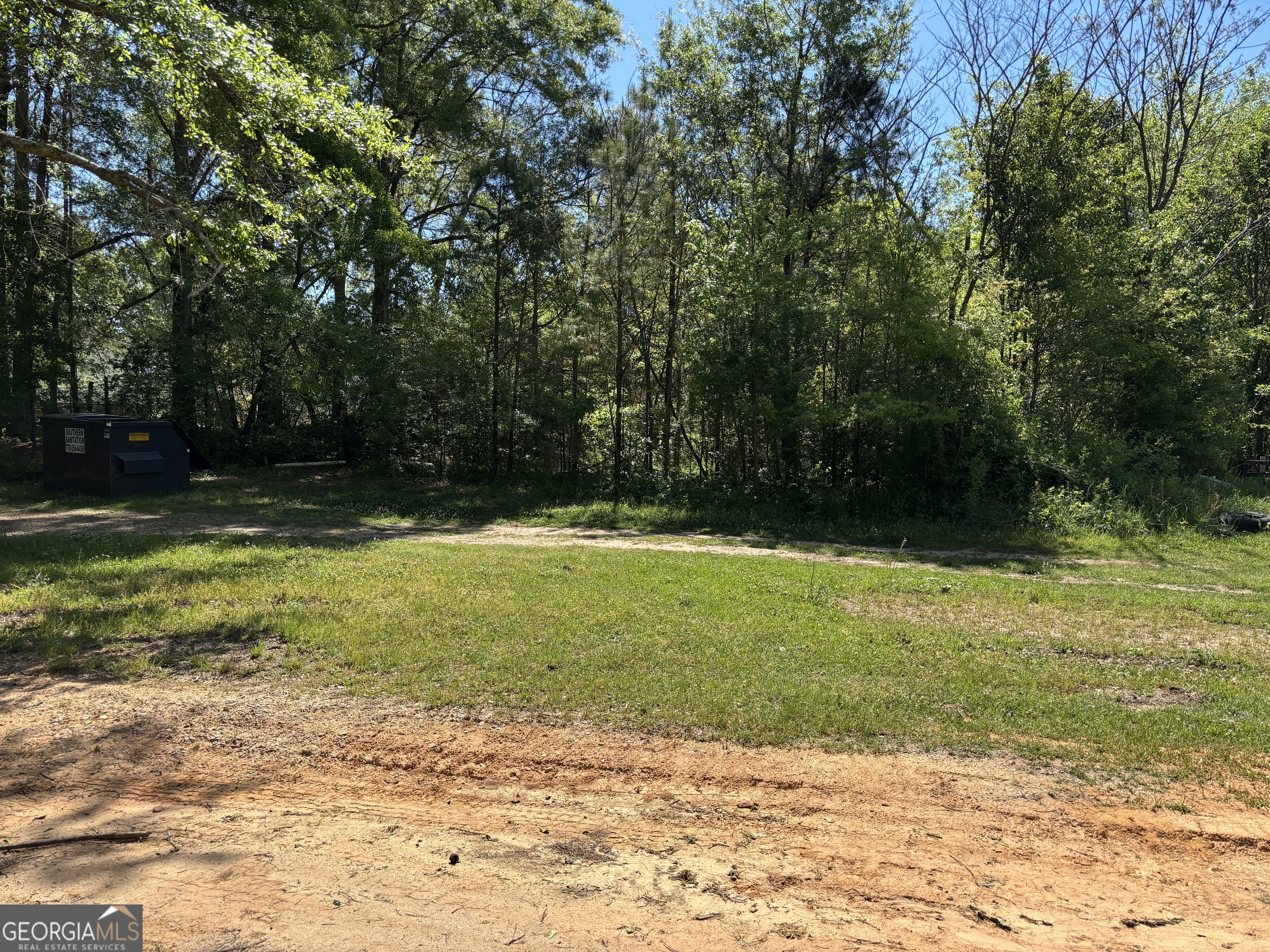 5250 Hightower Trail Property Photo 4