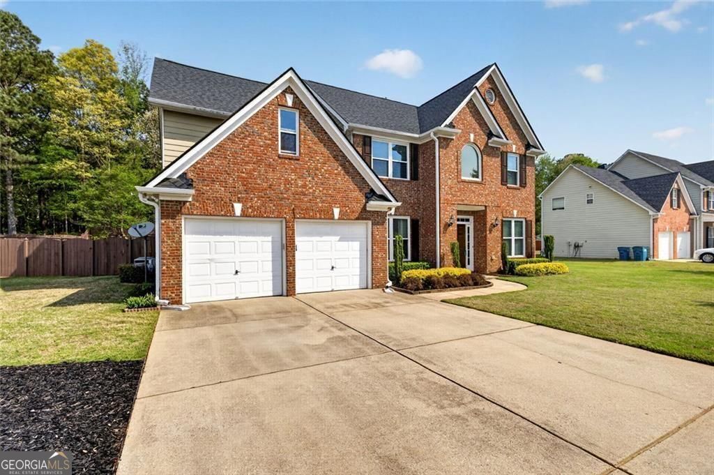 2267 Mitford Court Property Photo 1