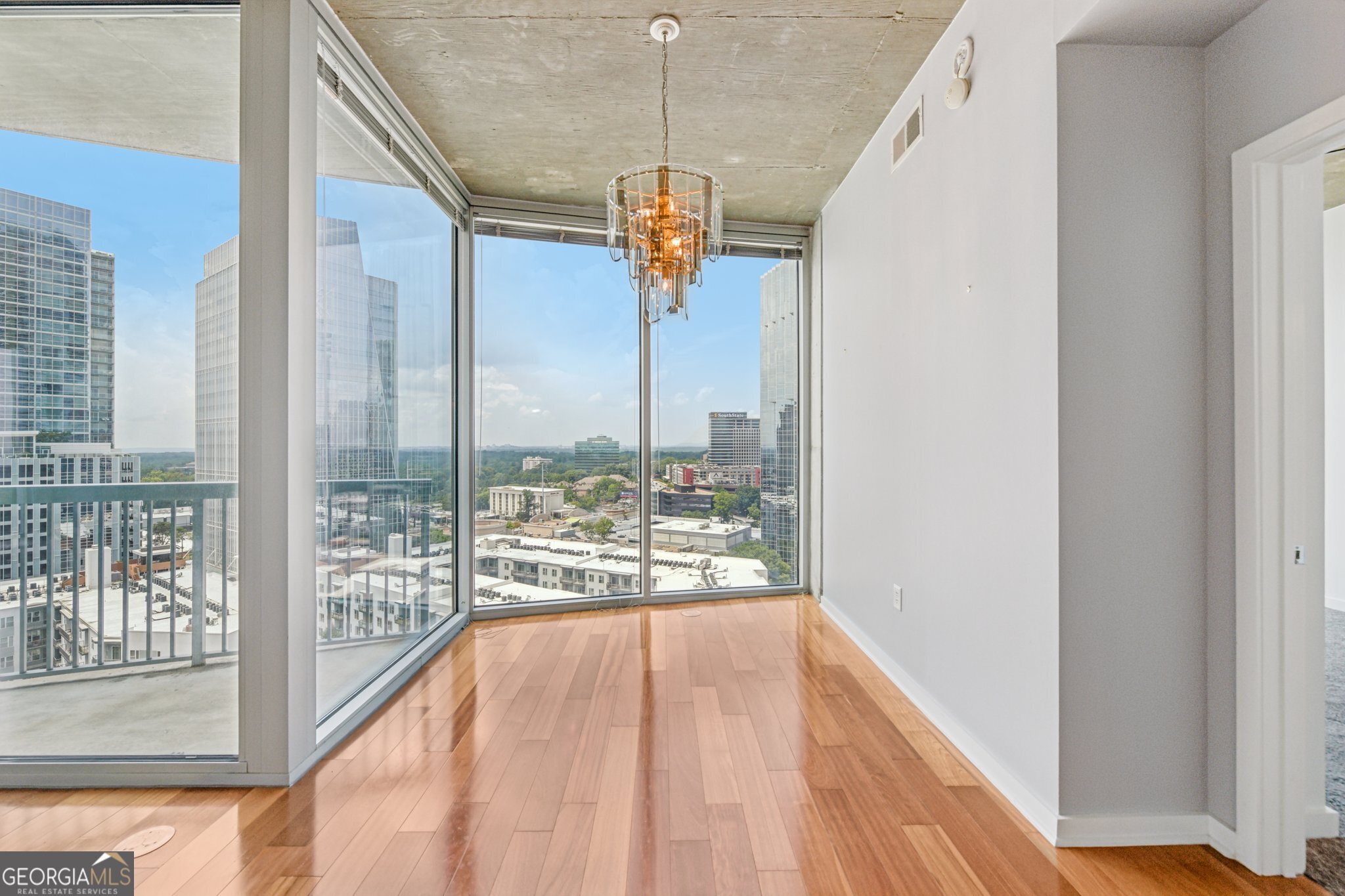 3324 Peachtree Road Ne # 1518 Property Photo 16