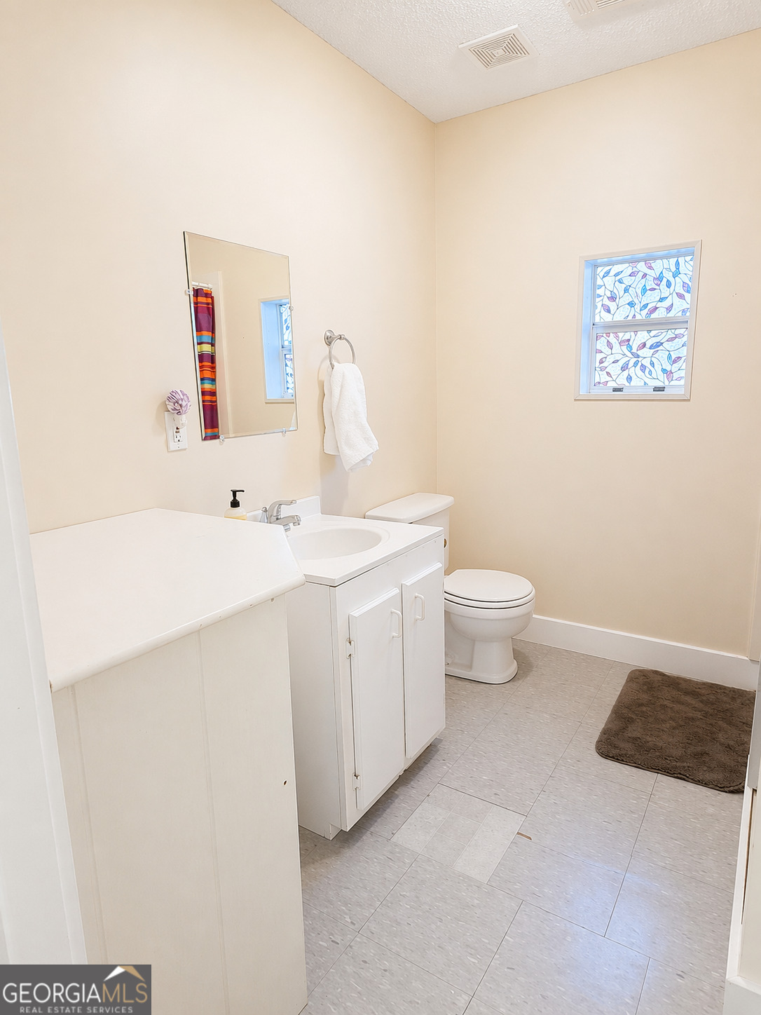 21 6th Avenue Property Photo 16