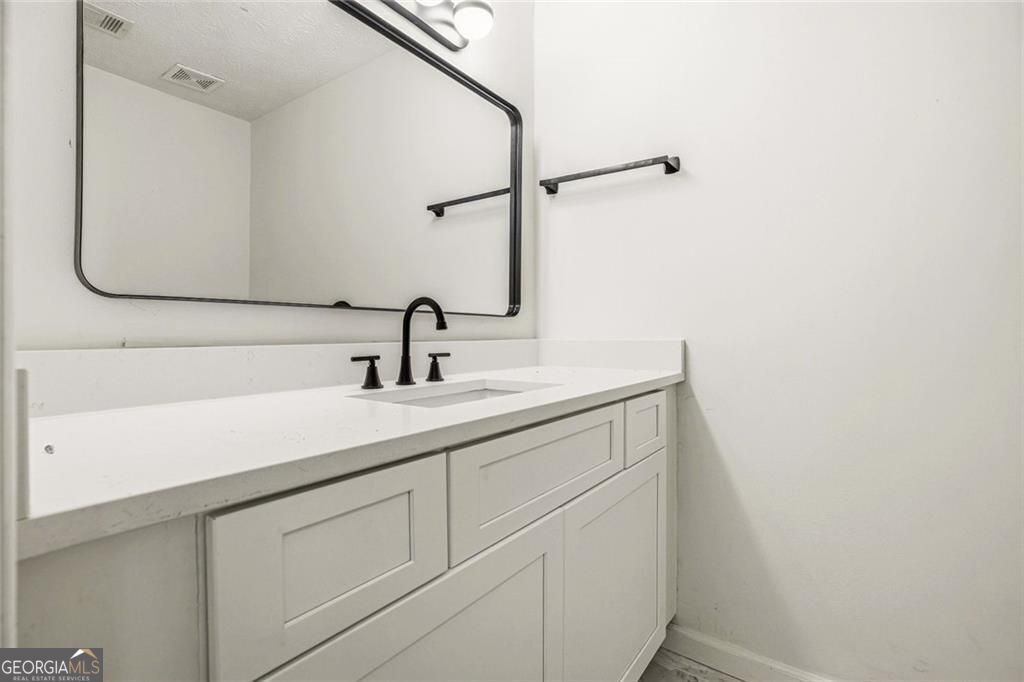 4085 Vicksburg Drive Property Photo 20