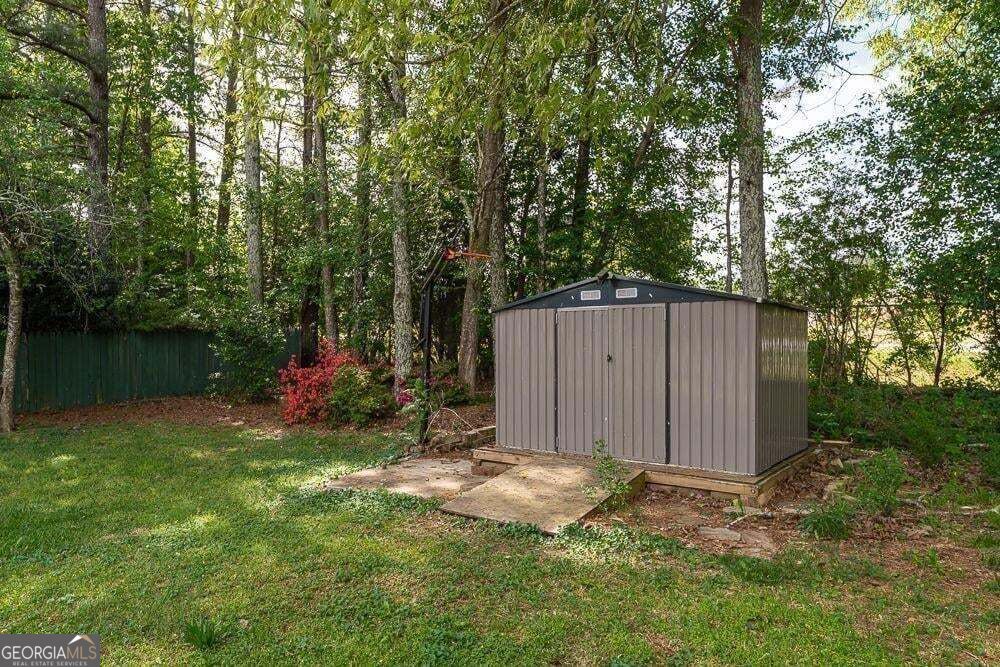 7790 Wethersfield Drive Property Photo 4