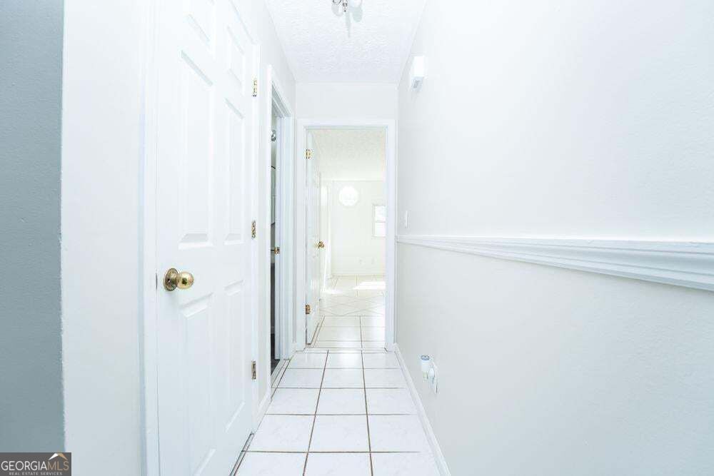 7790 Wethersfield Drive Property Photo 5