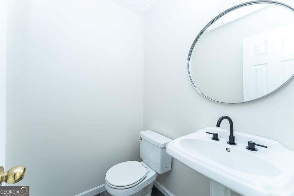 7790 Wethersfield Drive Property Photo 22